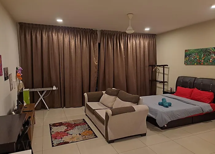 Studio Unit@Trefoil Setia City
