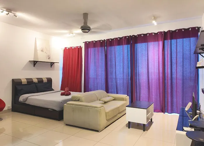 Studio Unit@Trefoil Setia City