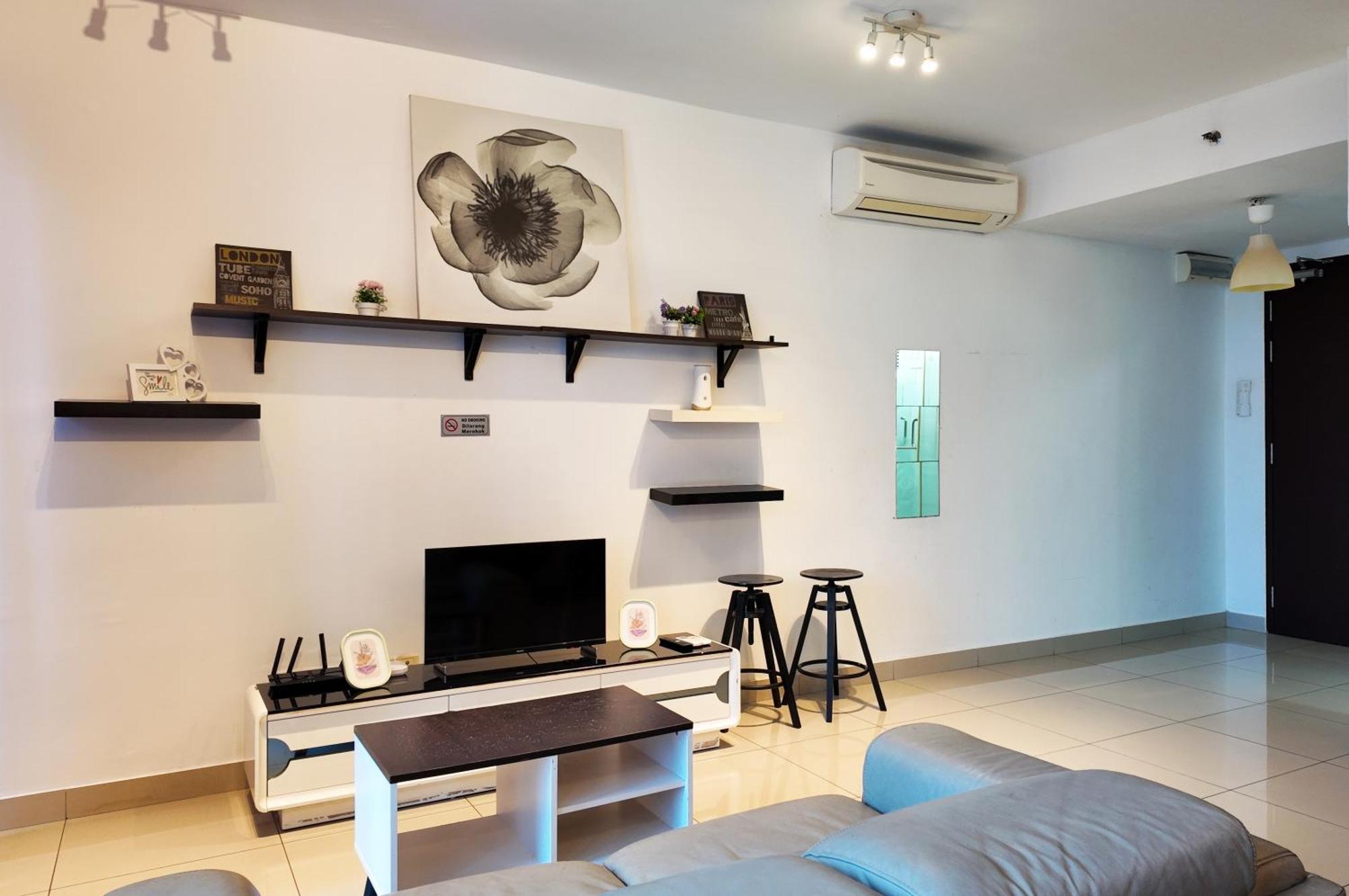 Apartment Unit@trefoil Setia