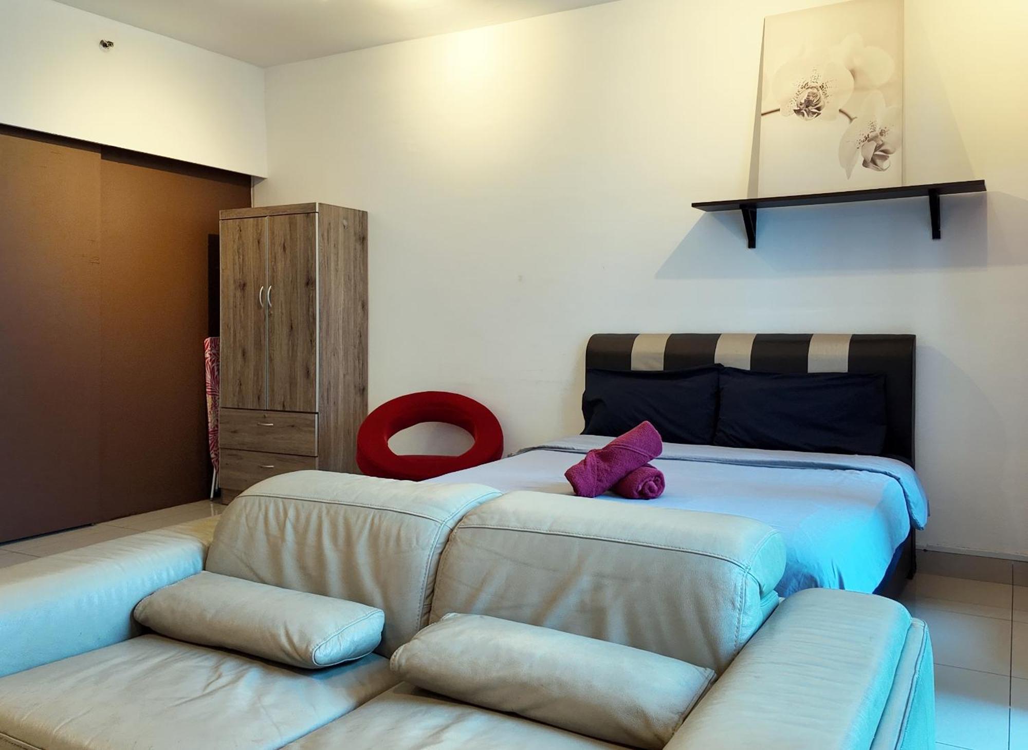 Unit@trefoil Setia Apartment *